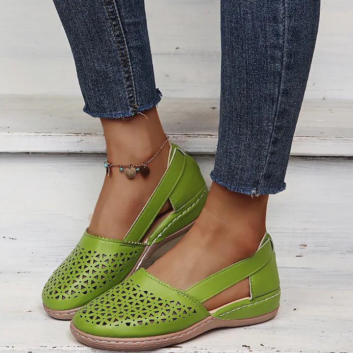 💝Last Day 50% OFF⭐Chic Women's Closed Toe Wedges - Wide & Large Size, Pain-Relief Arch Support